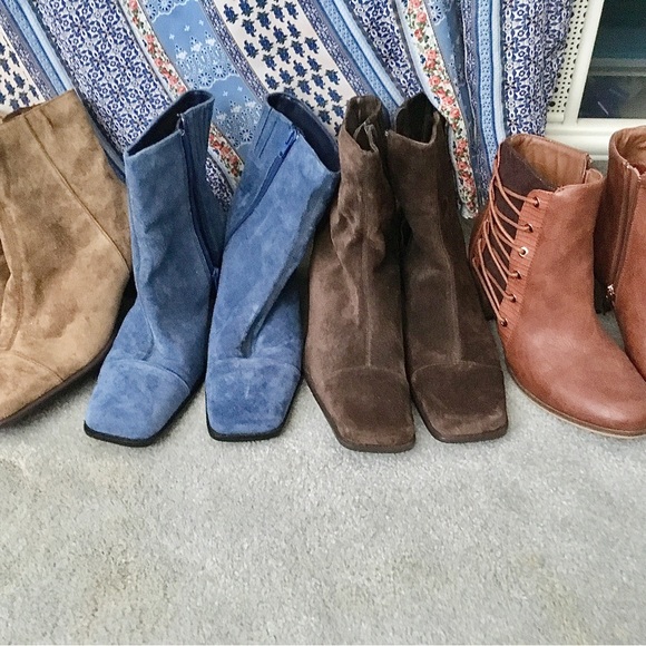 CLOSET CLOSING BUNDLE‼️3 PR. Suede Ankle Boots + bonus pair. - Picture 6 of 8
